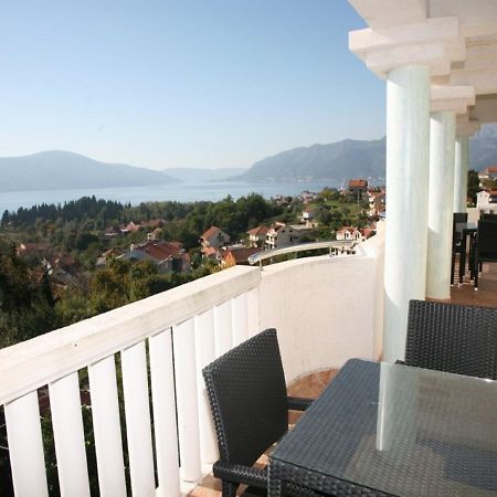 Apartments Villa Happy Mrcevac Exterior foto