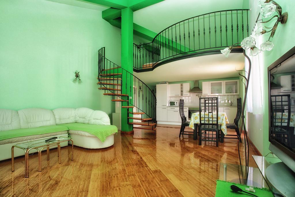 Apartments Villa Happy Mrcevac Exterior foto